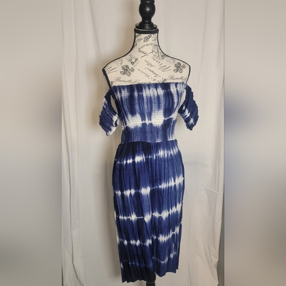 L.V.N Blue and White Tie Dyed Dress, Size Med - Picture 1 of 4